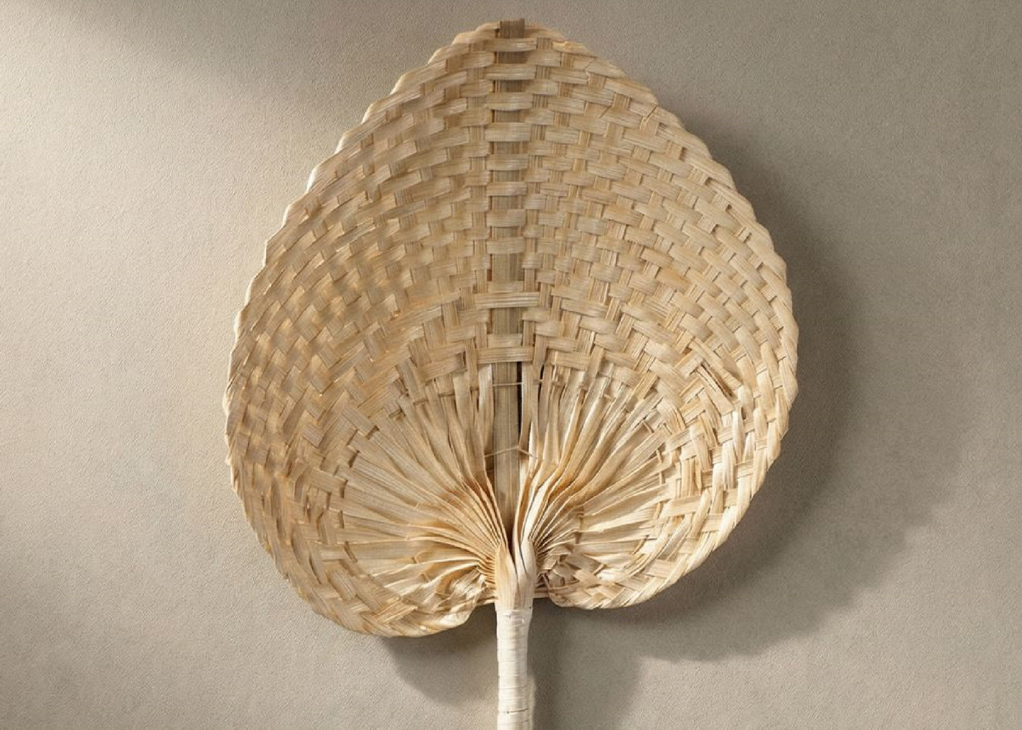 Éventail en paille personnalisé