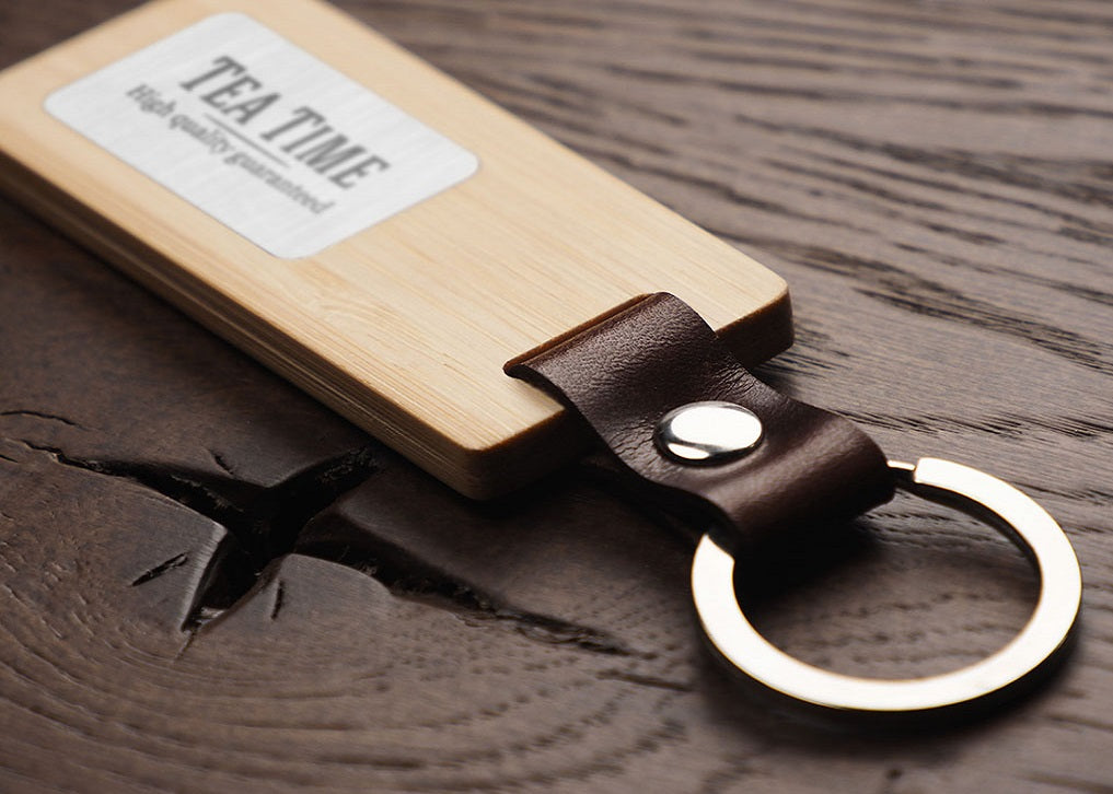Porte clé en cuir et métal personnalisé