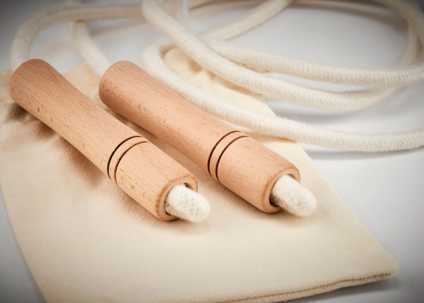 Corde à sauter en bois personnalisé