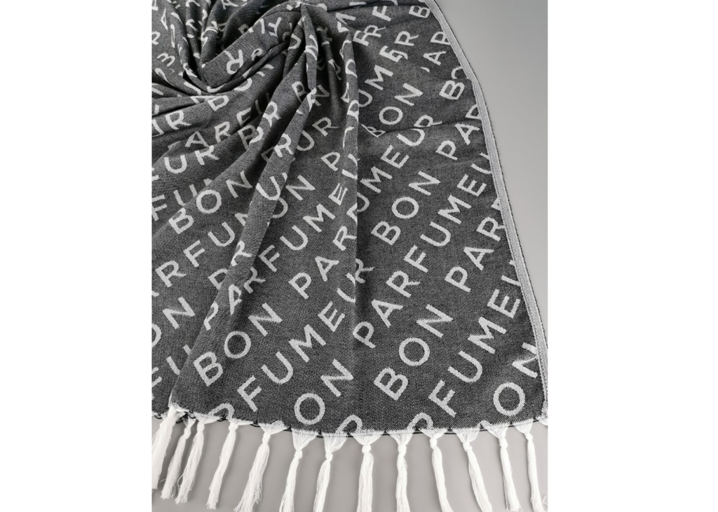 Fouta Jaquard en coton 320 gr/m2 personnalisée