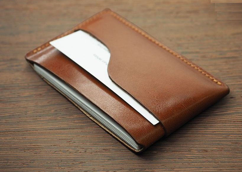 Porte carte en cuir personnalisée ref: LV8690