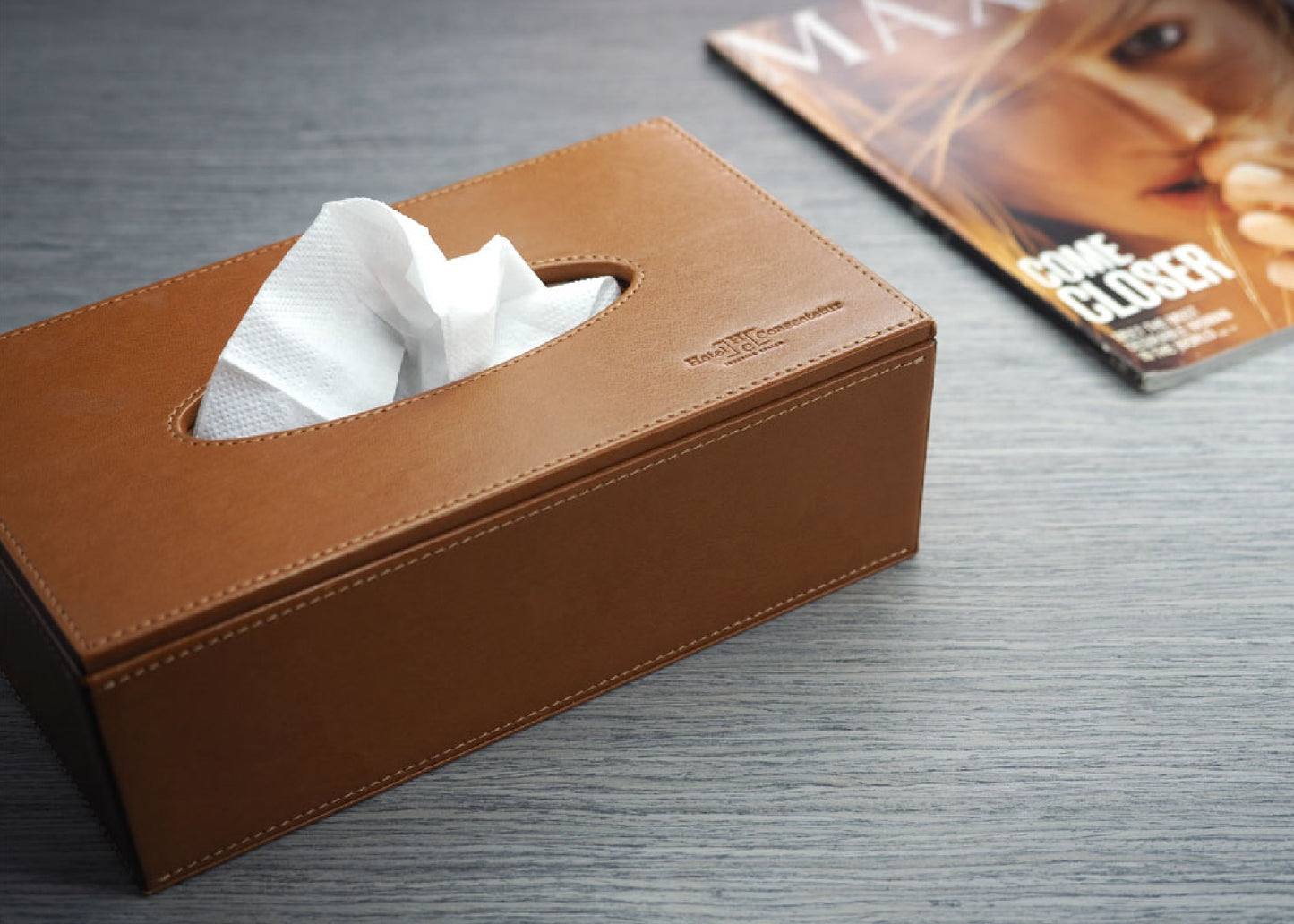 Boîte à mouchoirs en simili cuir PL2119