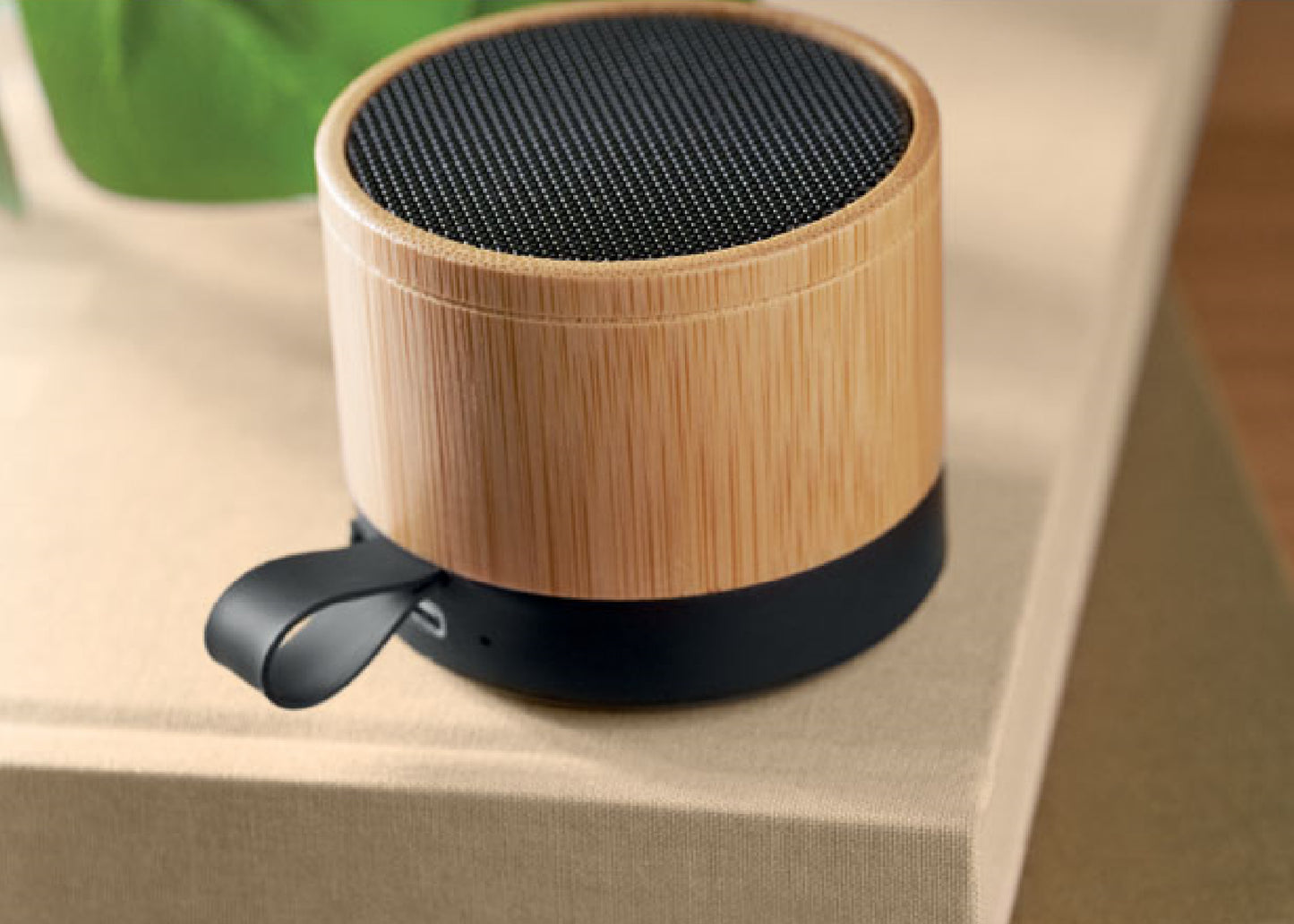 Enceinte sans fil en bambou et en ABS personnalisé